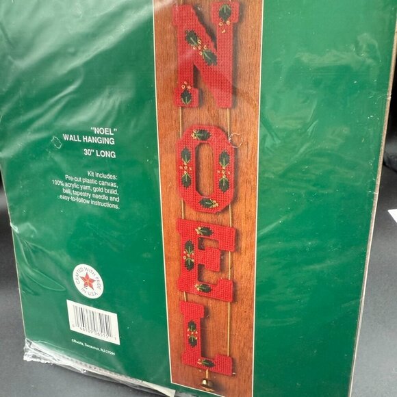 Gallery of Stitches by Bucilla Christmas 'NOEL' Wall Hanging Kit New in Bag 6515 - Picture 11 of 12